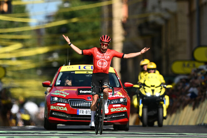 Тур де Франс. Воклен виграв другий етап, Погачар – новий лідер