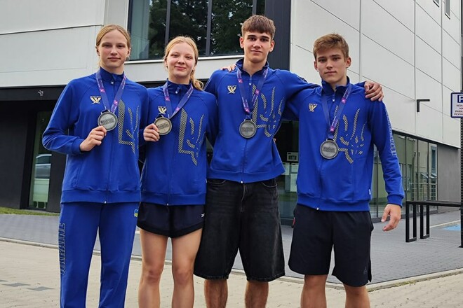 Украинцы продолжают собирать награды на юниорском ЧЕ по прыжкам в воду
