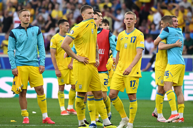 После вылета из Евро только 6 игроков Украины вернулись в лагерь сборной
