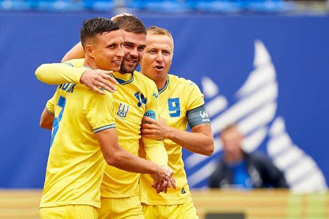 Украина обыграла Латвию и вышла в финал Евролиги B по пляжному футболу