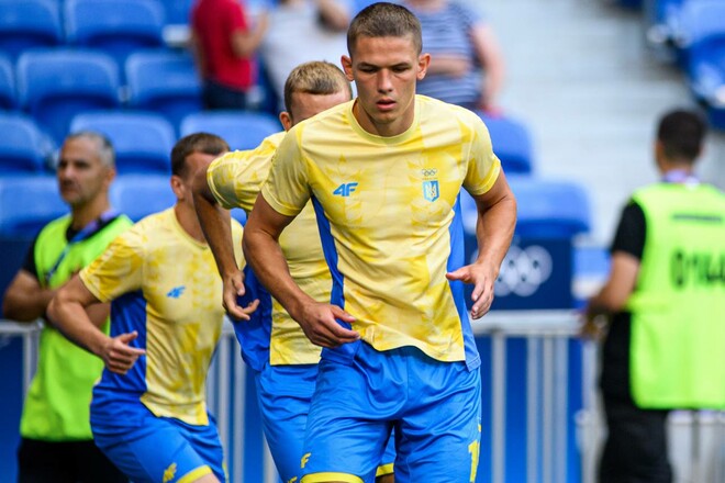 ФОТО. Сборная Украины U23 провела разминку в Лионе перед игрой с Ираком U23