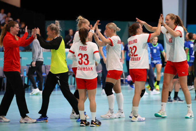 Дания обыграла Словению в стартовом матче женского турнира ОИ-2024
