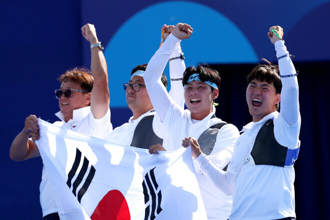 Стрільба з лука. Південна Корея виграла чоловічий командний турнір