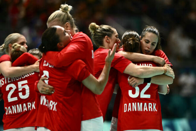 Дания выиграла у Швеции в женском гандбольном турнире ОИ-2024