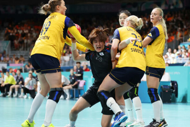 Швеция выиграла у Южной Кореи в женском гандбольном турнире ОИ-2024