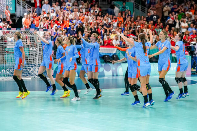 Нидерланды переиграли Венгрию в женском гандбольном турнире на ОИ