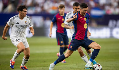 Матч Барселоны и Реала прервали из-за грозы