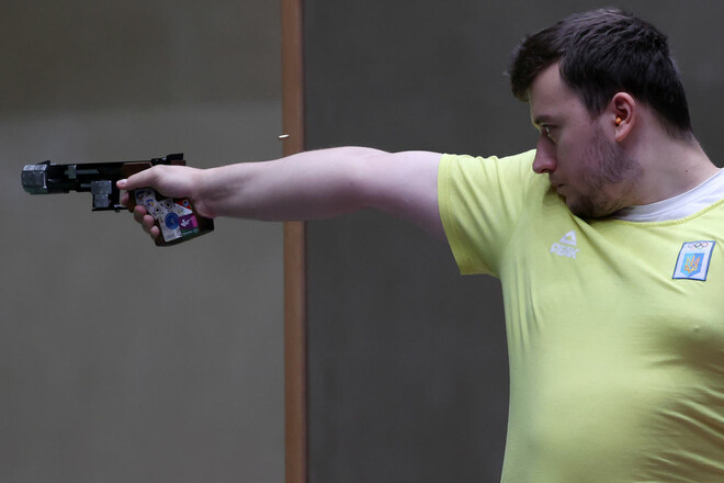 Коростильов пробився до фіналу у стрільбі з малокаліберного пістолета на ОІ
