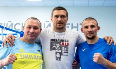 ФОТО. Усик лично поздравил Хижняка с золотой медалью Олимпиады-2024