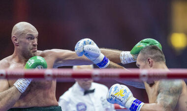 «Поворотний момент». Воррен пояснив, через що Ф'юрі програв Усику