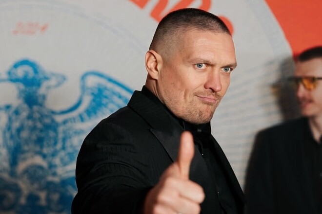 Не из Украины. Усик назвал команду и футболиста, которых поддерживает