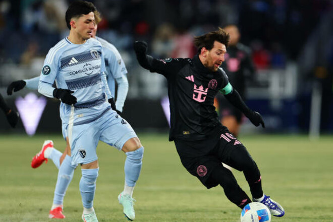 Арбитра КОНКАКАФ наказали за взятый автограф у Месси