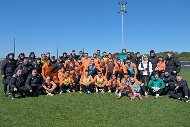 ФОТО. Шахтер провел заключительную тренировку на сборах в Турции