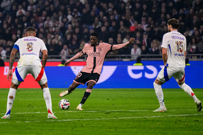 Дубль Хакими и безумная концовка. ПСЖ обыграл Лион в матче с пятью голами