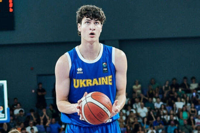 Сын Виталия Кличко дебютировал в составе сборной Украины