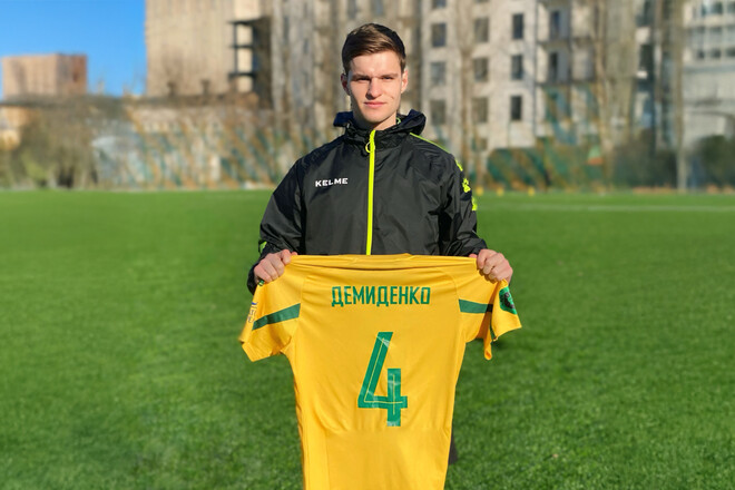 ОФИЦИАЛЬНО. Нива Тернополь объявила о подписании защитника ЮКСА