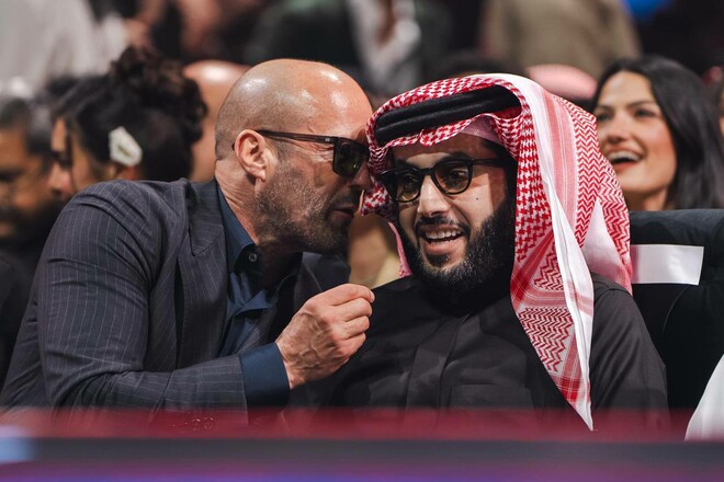 Аль-Шейх запланировал топовые бои и нашел соперника для Усика