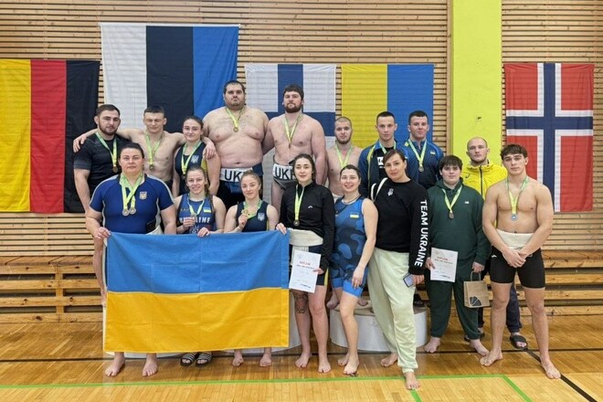 18 медалей. Збірна України з сумо стала першою на змаганнях в Естонії