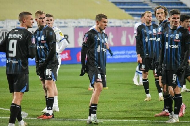 Боїться вибухів? Головний тренер Чорноморця розповів, чому не грає легіонер