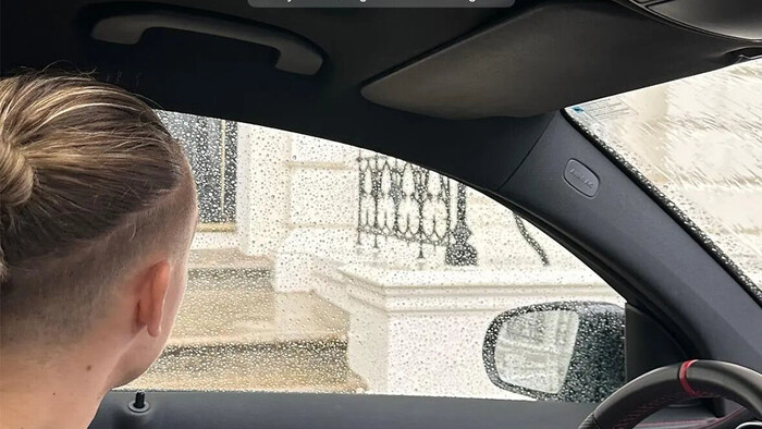 ФОТО. Як живе Максим Таловєров у Плімуті разом із коханою