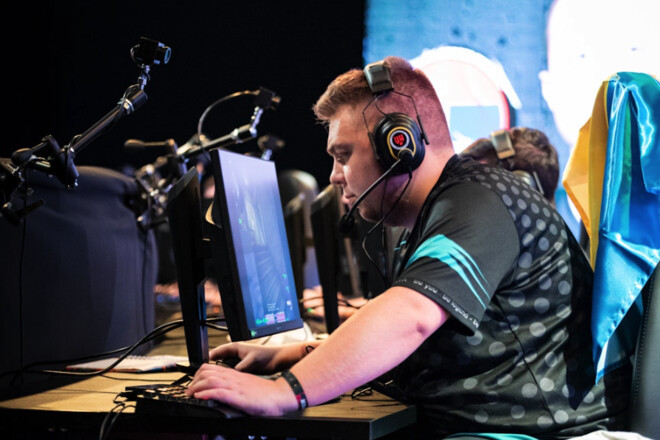 ВИДЕО. Игрок RUSH B покинул сервер во время матча. Возможно нарушение