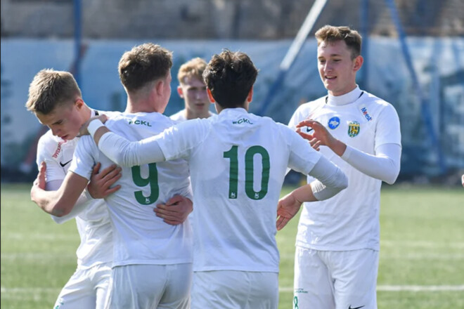 Молодежка Карпат отгрузила восемь голов в ворота ЛНЗ