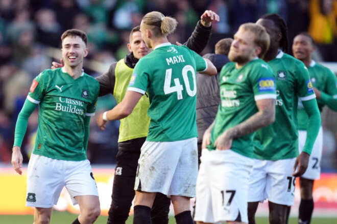 Манчестер Сіті – Плімут. Дивитися онлайн. LIVE трансляція