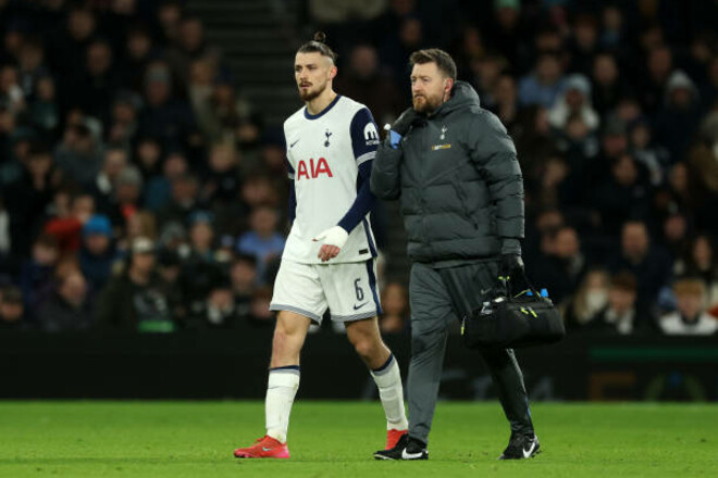 Спортивный врач рассказал о восстановлении защитника Тоттенхэма