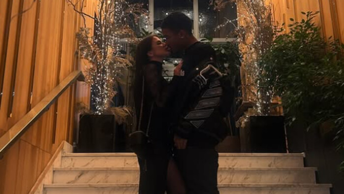 ФОТО. Повністю оголена. Скандальна дівчина зірки Динамо підпалила соцмережі