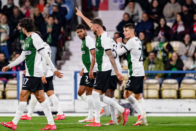 Удаление и отмененный гол в конце. «Спортинг» выходит в полуфинал кубка