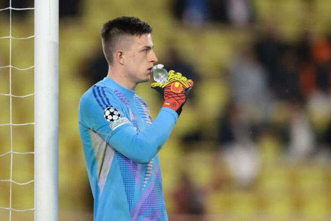 Бывший голкипер Шахтера подробно объяснил, в чем проблема в игре Трубина