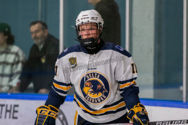 Даниил Береза – первая звезда матча плей-офф за океаном