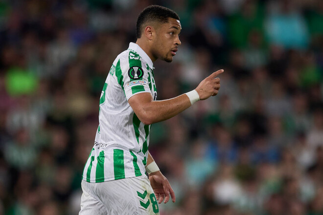 ОФИЦИАЛЬНО. Витор Роке стал игроком Палмейраса