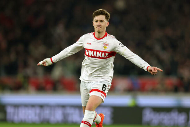 ВИДЕО. Суперудар Штиллера. Штутграт открыл счет в матче с Баварией