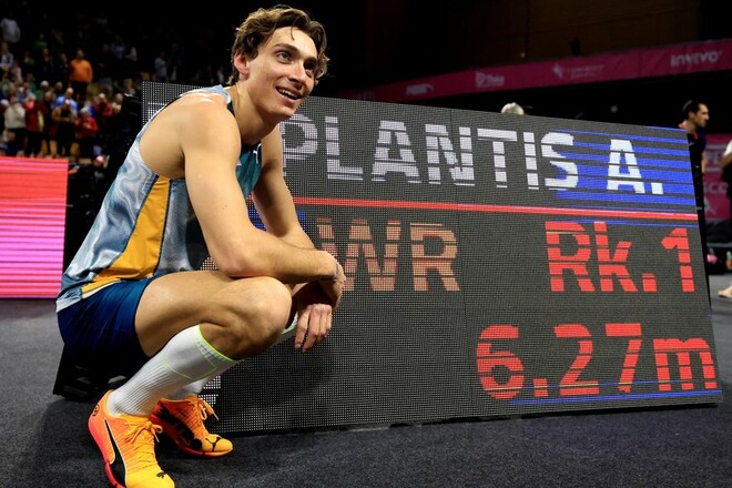 ВІДЕО. Дюплантіс у 11-й раз встановив світовий рекорд у стрибках з жердиною