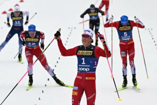 ЧМ по лыжным гонкам. Непревзойденный Клэбо. Норвежец триумфовал в скиатлоне