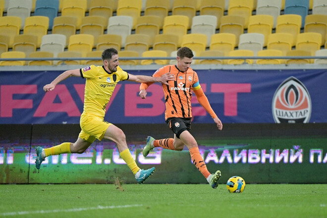 Как выглядит таблица УПЛ после победы Шахтера и потери очков Динамо