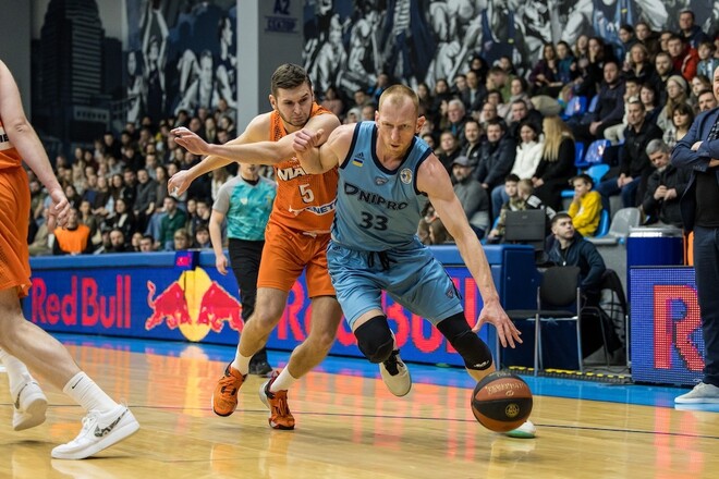 Дніпро не залишив шансів Черкаським Мавпам у півфіналі Кубка України