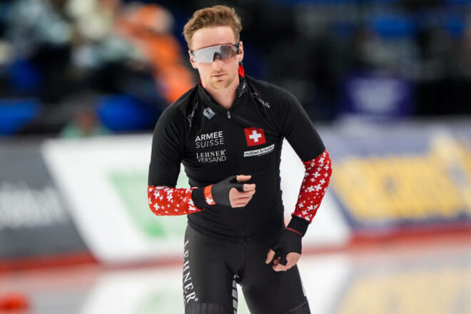 Коньки. Швейцарцы одержали первую победу на Кубке мира