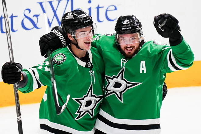 Два овертайма, рекорд НХЛ, хет-трик форварда, победы Торонто и Вегаса