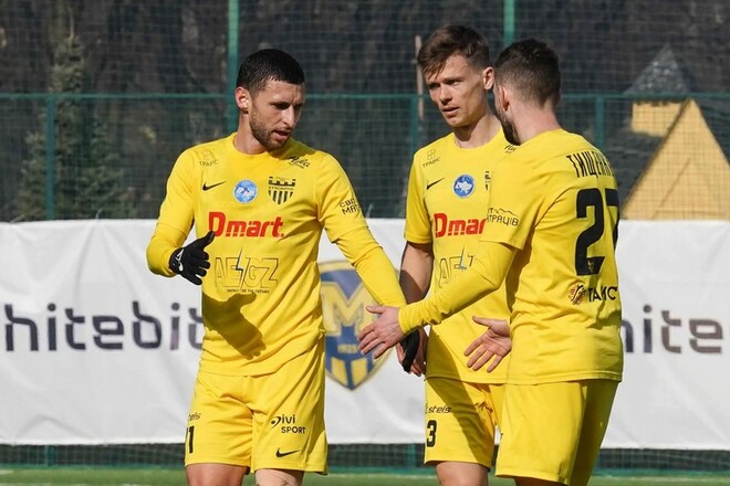 Буковина начала третий этап сборов. В обойме 28 игроков