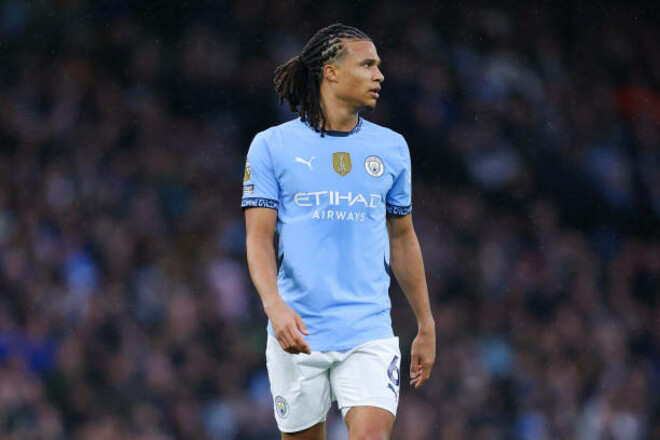 Была операция. Защитник Манчестер Сити получил травму в матче с Плимутом