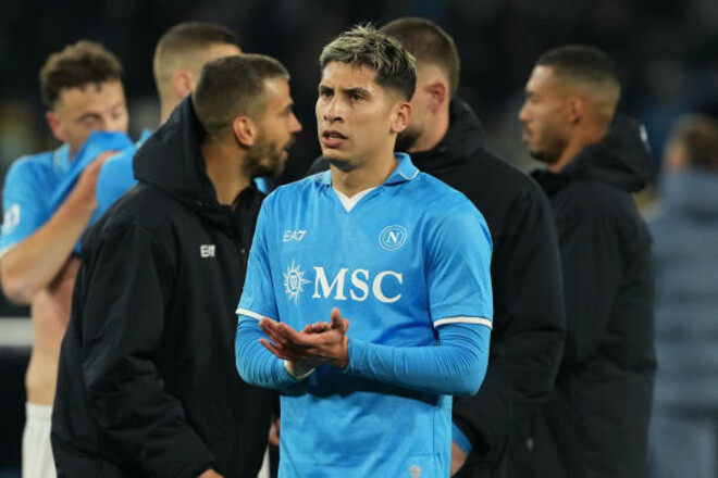 ОФІЦІЙНО. Ключовий захисник Наполі продовжив контракт з клубом