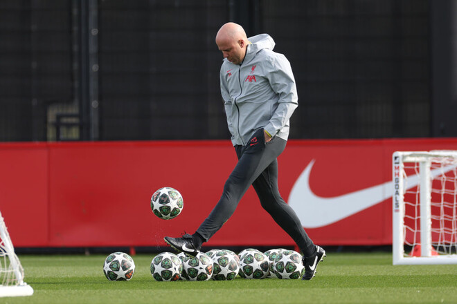 Стало известно, что сказал тренер Ливерпуля главному арбитру до удаления