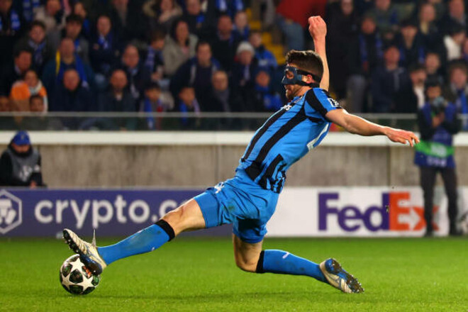 ВИДЕО. Нелепый автогол. Астон Вилла вновь вышла вперед