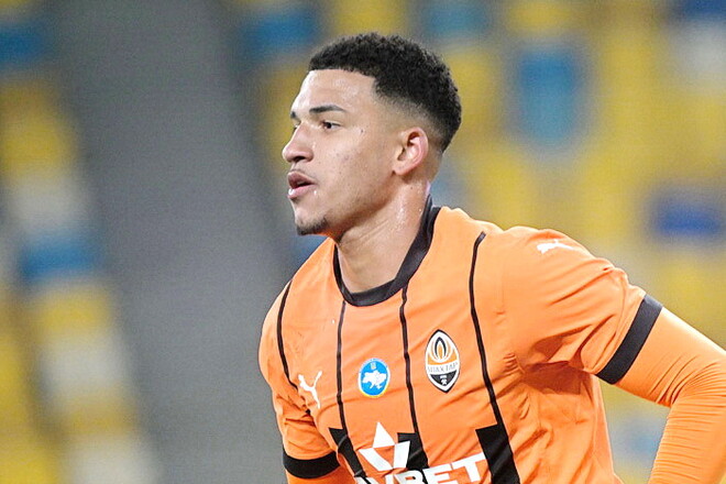 Кауан ЭЛИАС: «Хочу за карьеру забить больше голов, чем Луис Адриано»