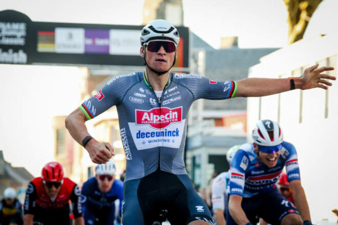 Ename Samyn Classic. Экс-чемпион мира начал сезон с победы