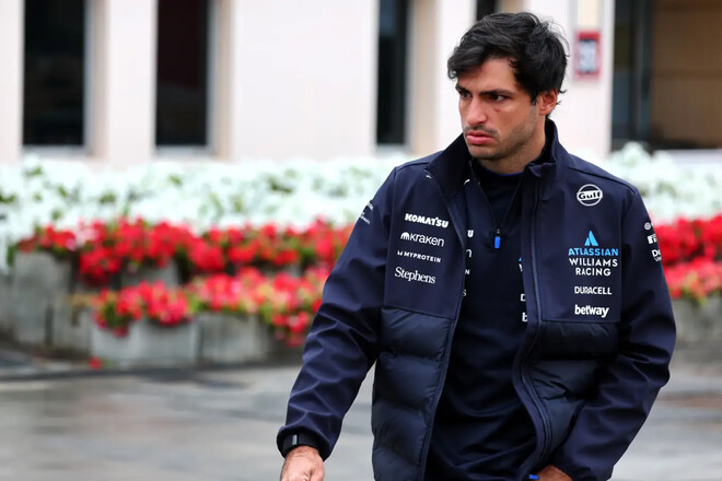 Карлос Сайнс ледь не зірвав угоду з Вільямс через дзвінок від Бріаторе