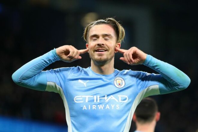 Гвардиола указал на дверь самому дорогому игроку в истории Манчестер Сити