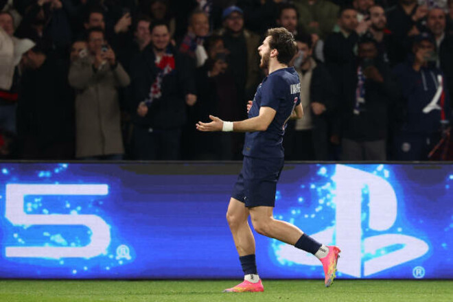 Гол Хвичи в ворота Ливерпуля отменен из-за офсайда после просмотра VAR